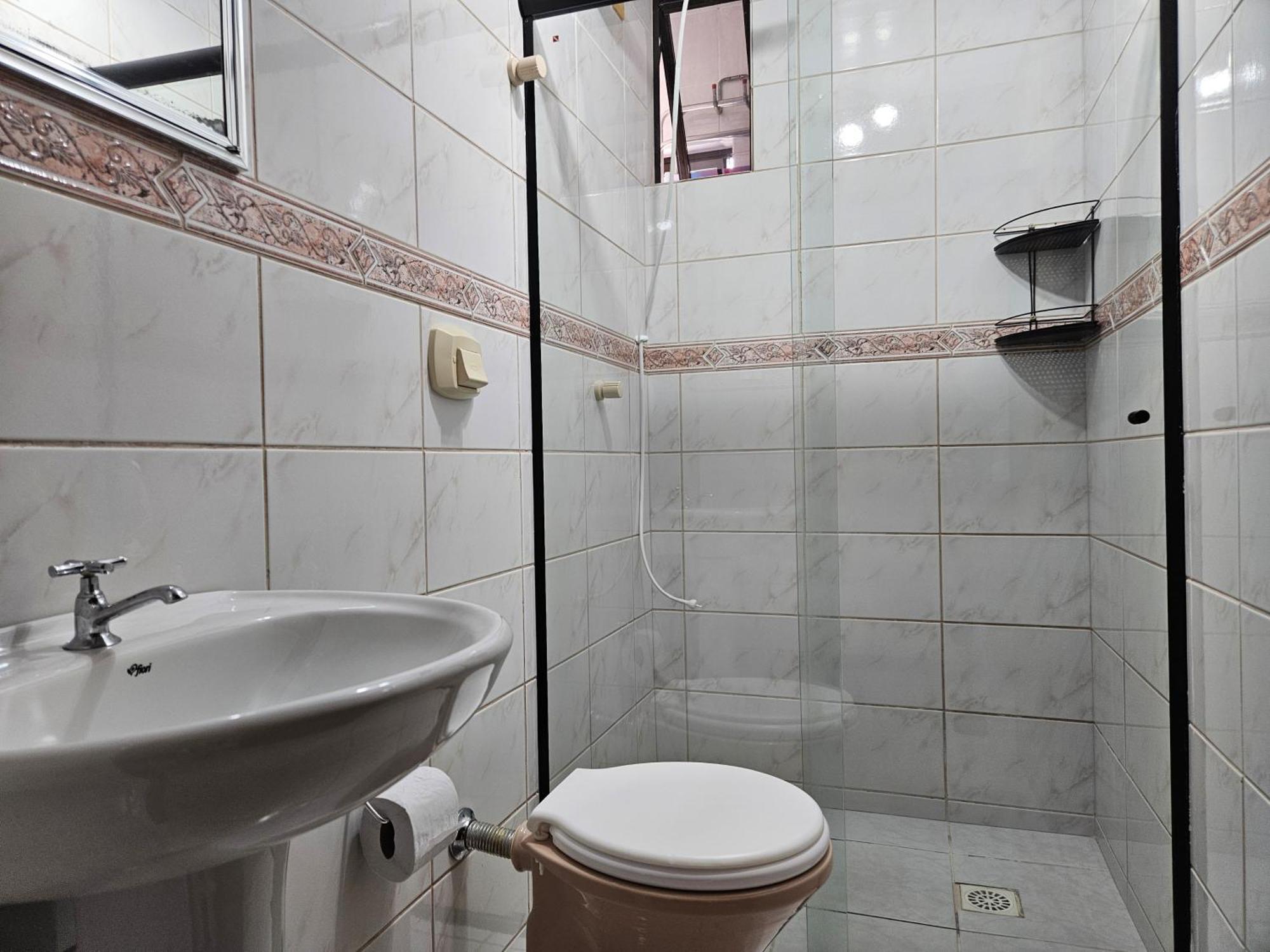 2 Quartos A 200Mts Praia Central, Garagem, Churrasqueira, Wi-Fi 90 Mbps, Pet Friendly Balneário Camboriú Exterior foto