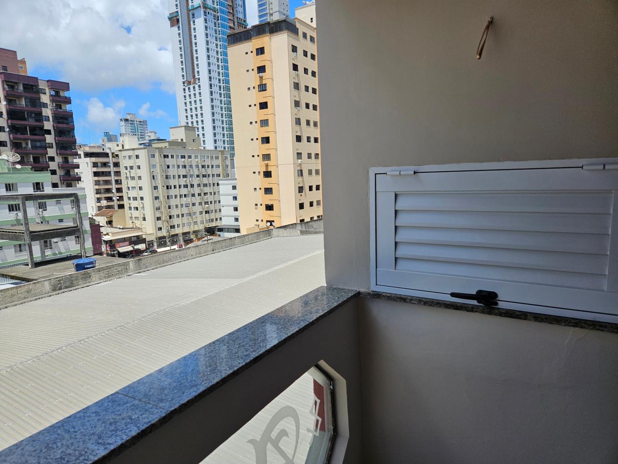 2 Quartos A 200Mts Praia Central, Garagem, Churrasqueira, Wi-Fi 90 Mbps, Pet Friendly Balneário Camboriú Exterior foto